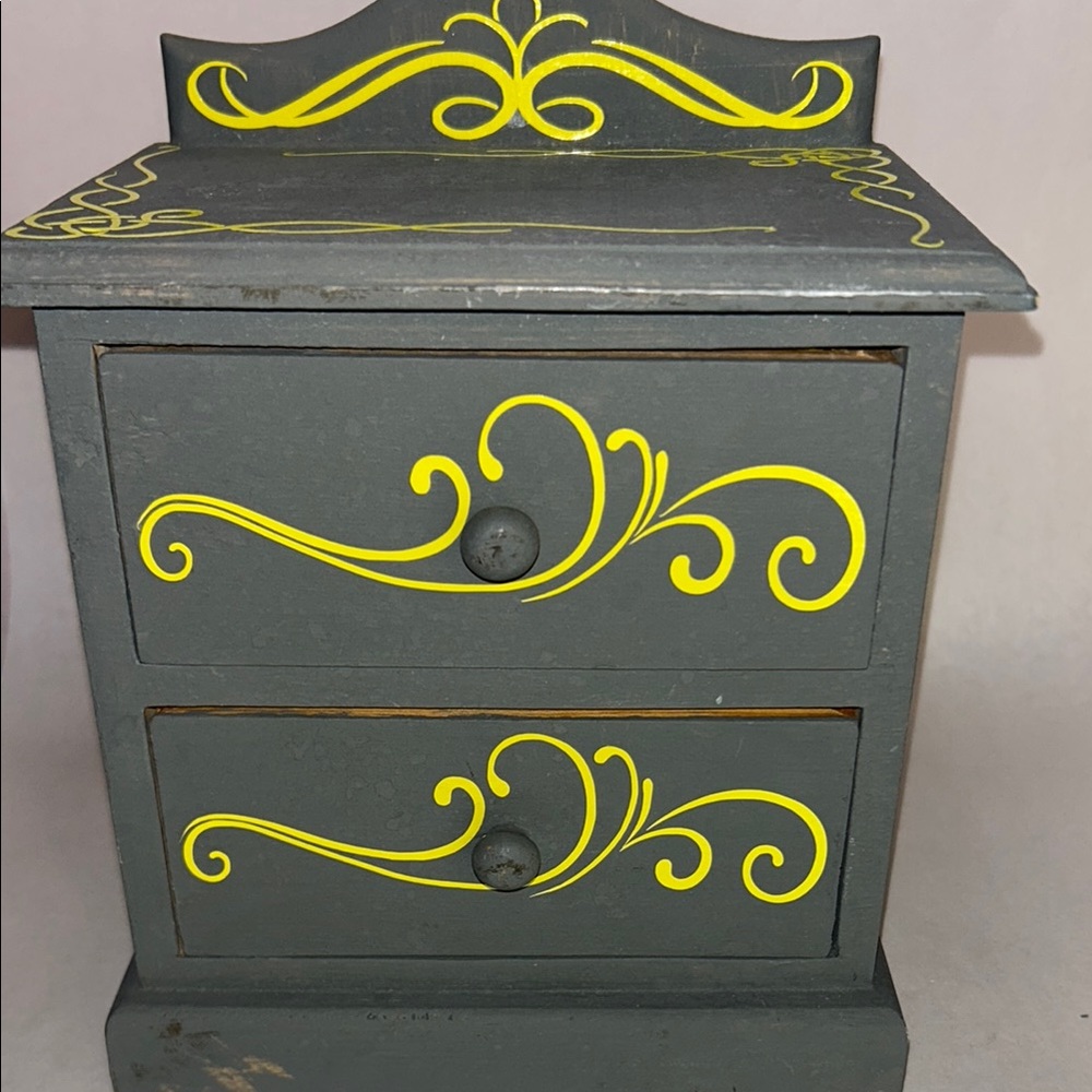 Hand-Made/Painted Gray Jewelry Box/Dollhouse 2 Drawer Dresser w/Neon Yellow Dsgn - Picture 11 of 16